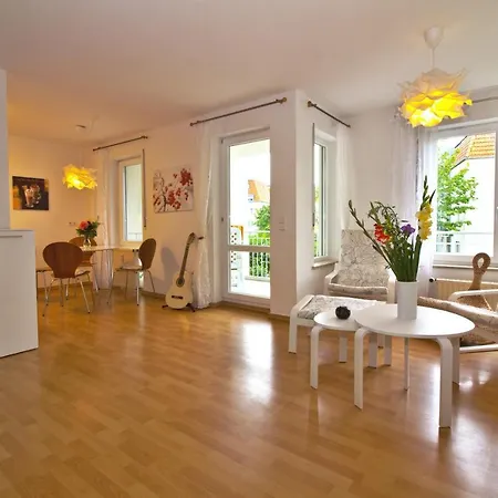 Ferienwohnung Kakadu Apartment Dresden Laubegast Wlan Tv Fahrrad Extérieur photo