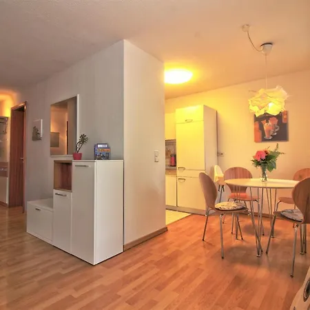Ferienwohnung Kakadu Apartment Dresden Laubegast Wlan Tv Fahrrad Extérieur photo